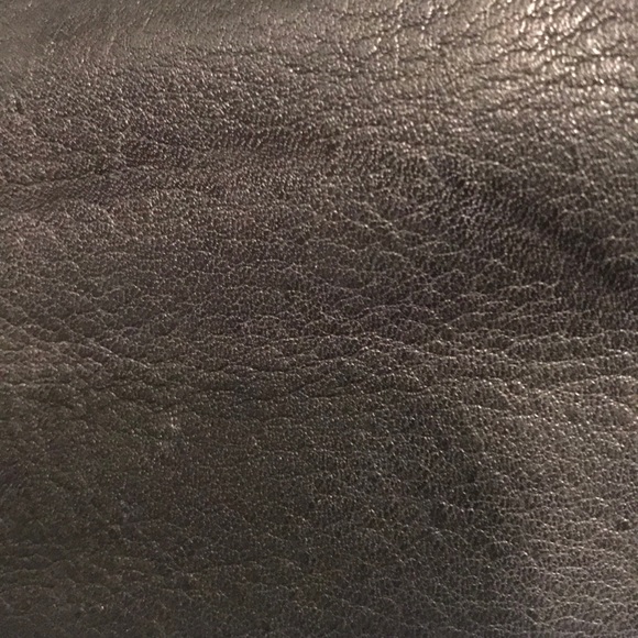 Classic Black Leather FOSSIL Satchel - Picture 9 of 9